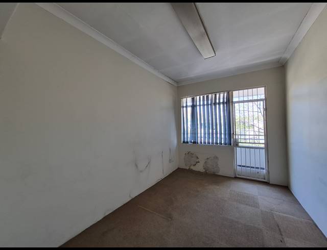 37M² OFFICE TO LET IN MELVILLE